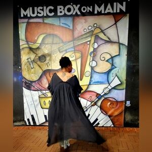 Meet your Posher, Tunisa